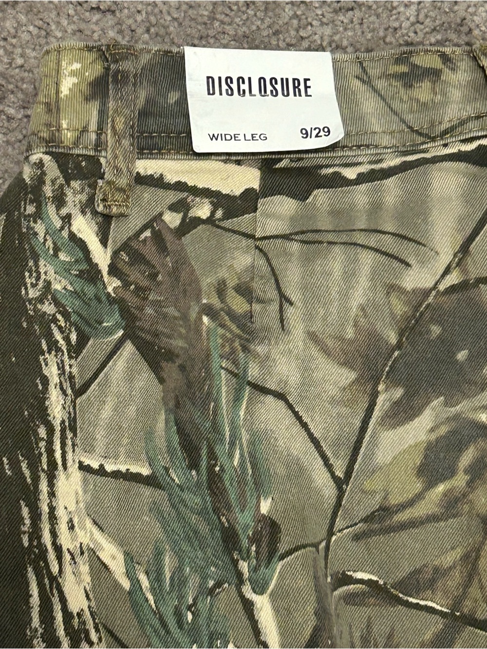 NWT Disclosure Camo Wide-Leg Cargo Pants sz:9/29 - Picture 6 of 10